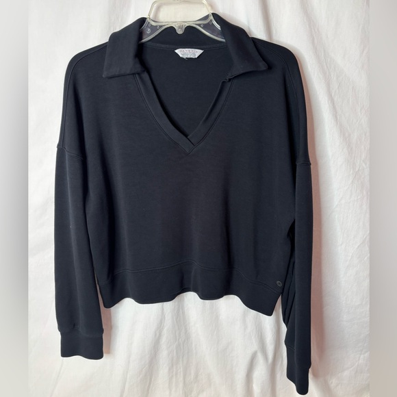 Danskin Tops - Danskin women’s sweatshirt sizeL vneck collared long sleeve soft